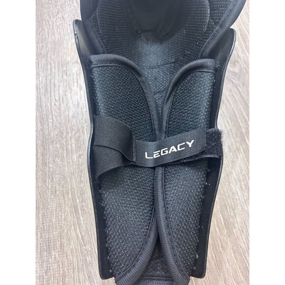 Bauer Ice Hockey Shin Pads For Youth Sportwear Size Large Black - Picture 5 of 8